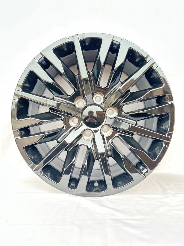 FA792	R20 9J	ET28	6x139,7	78,1	GLOSS BLACK MACHINE FACE