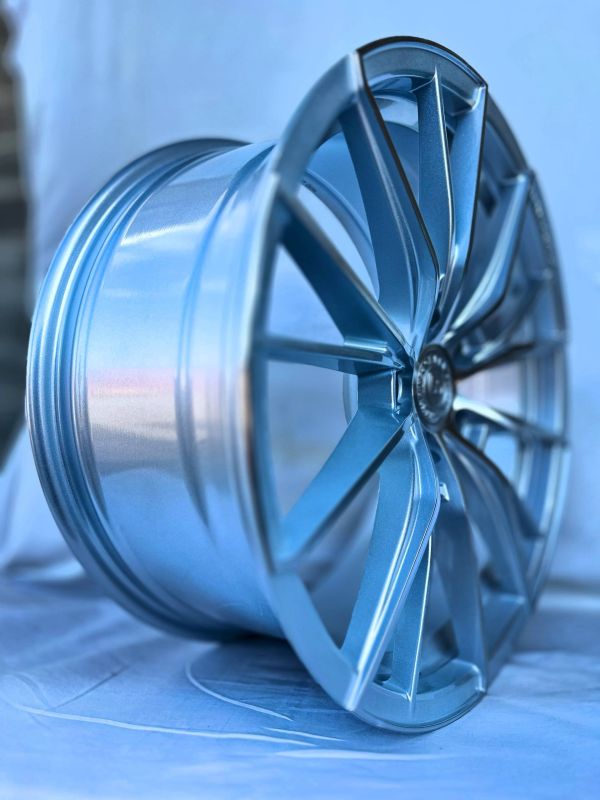 F8828	R18 8J	ET38	5x114,3	73,1	SILVER MACHINE