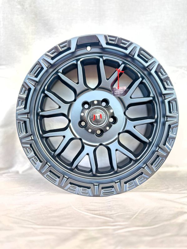 F8034	R18 9J	ET-12	5x114,3	67,1	Matt black