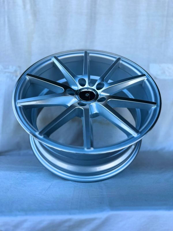 7965F	R17 7,5J	ET35	5x114,3	73,1	Silver Face