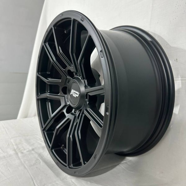 6136	R17 8J	6x139,7	ET5	106,1 	Matte Black