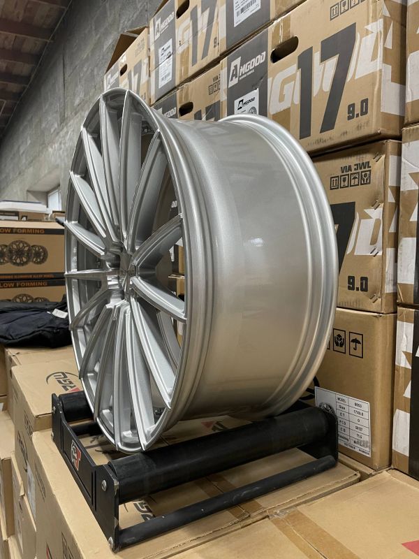 EL15	R22 10,5J	5x120	ET35	72,6 	SMF