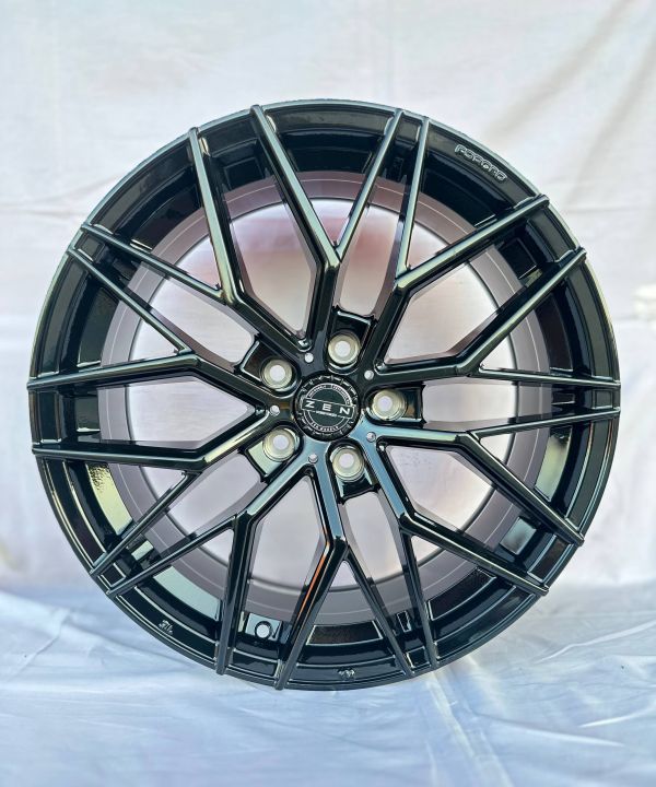 0431	R18 8J	5x112 / 5x114,3 ( 5x113 )	ET38	73.1	GLOSSY BLACK