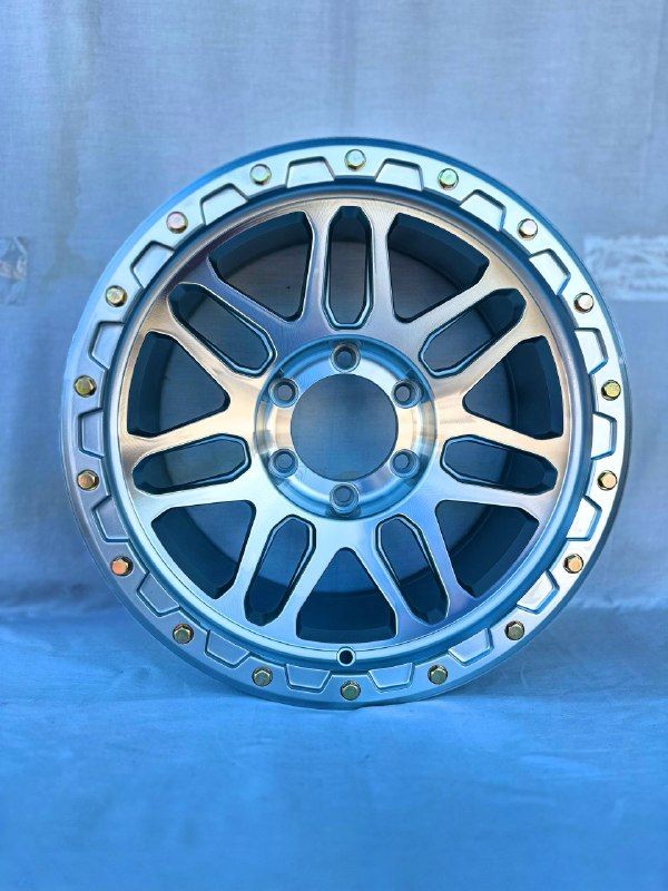 7065	R17 9J	6x139,7	ET0	106,1 	SILVER MACHINE