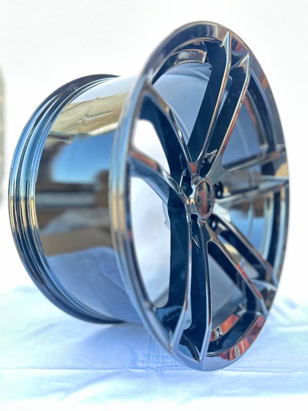 5599	R20 11J	5x115	ET12	71,5 	BLACK