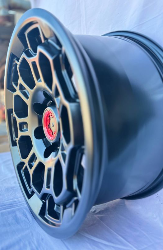 7063	R18 9J	6x139,7	ET12	110,5 	Satin Black