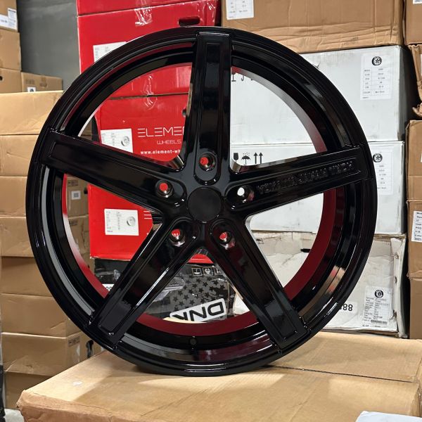 FM264	R22 10J	5x150	ET35	110,5 	Gloss Black