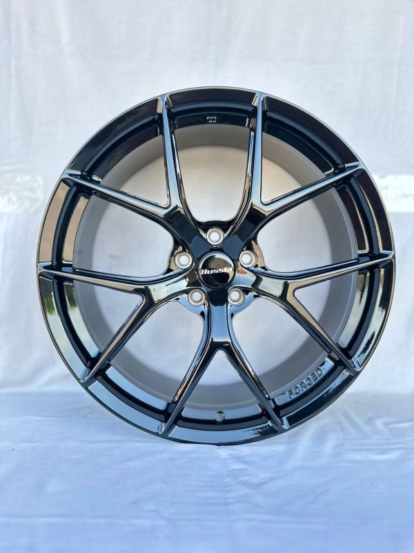 YF5888	R20 8,5J	5x114,3	ET35	73,1 	GLOSS BLACK