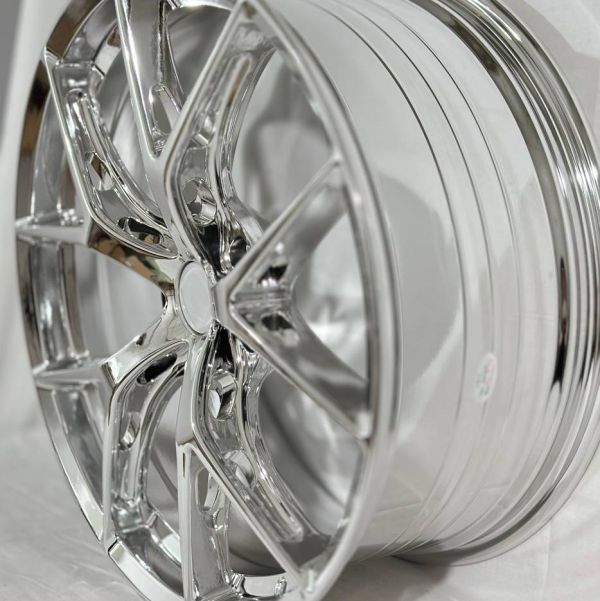 YF5888	R20 9,5J	5x120	ET35	72.56	VC CHROME