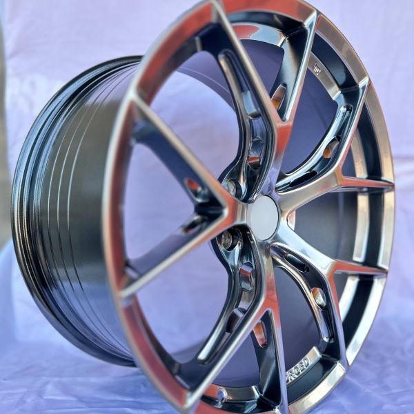 YF5888	R19 8,5J	5x112	ET30	66,6 	HB