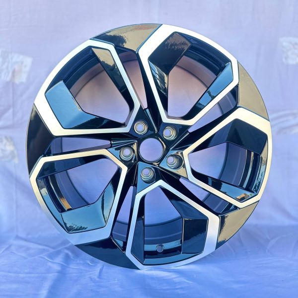 5561	R19 8,5J	5x112	ET45	57,1 	BMF