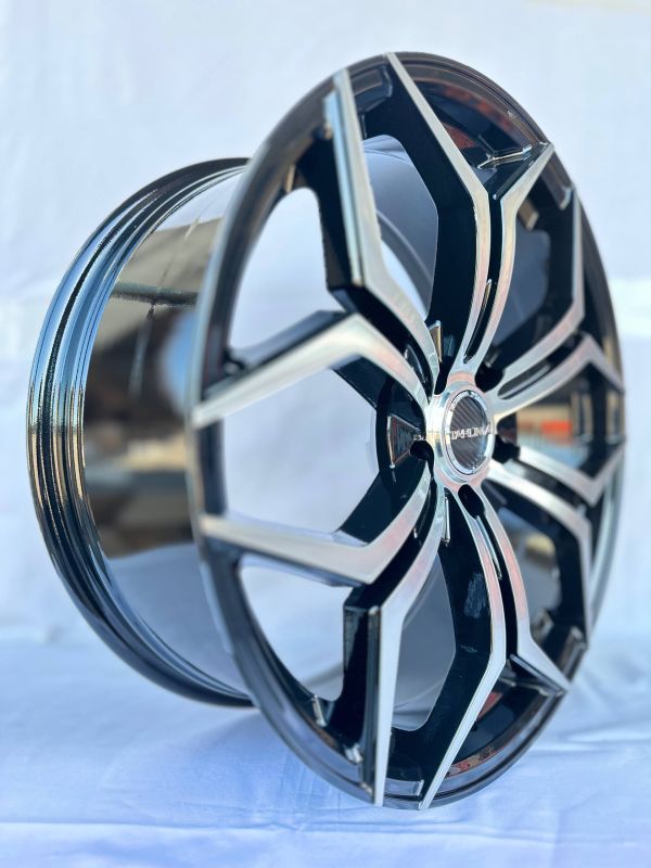 6120	R20 8J	5x114,3	ET40	67,1 	BLACK FACE POLISH