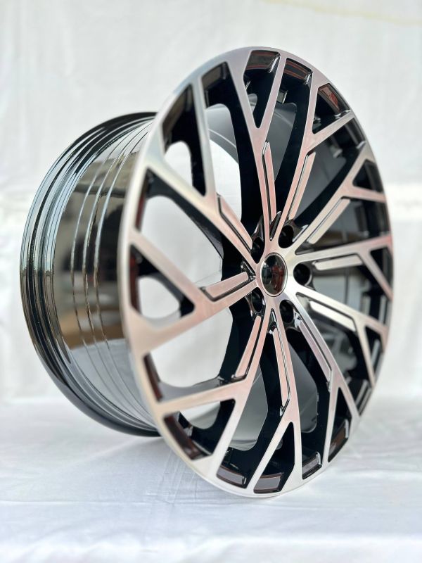 0337	R20 9J	5x112	ET30	66,6 	GLOSS BLACK MACHINED