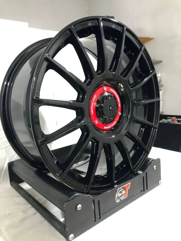 0257	R17 7,5J	5x100 / 5x112	ET38	66,6 	GLOSS BLACK W RED INSERT