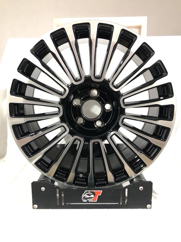 0323	R20 8,5J	6x139,7	ET45	92,3 	BLACK&FULL MACHINE