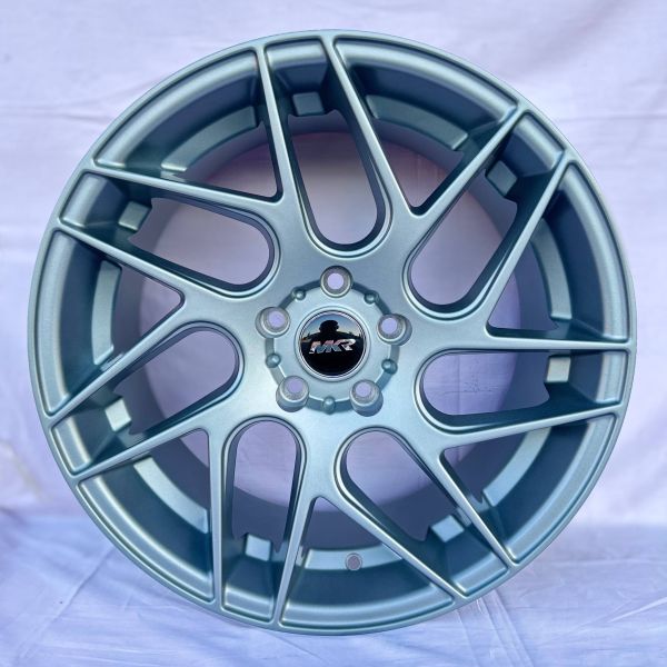 9611 R18 8,5J	ET35	5x112 / 5x114,3 (5x113)	73.1	 gunmetal