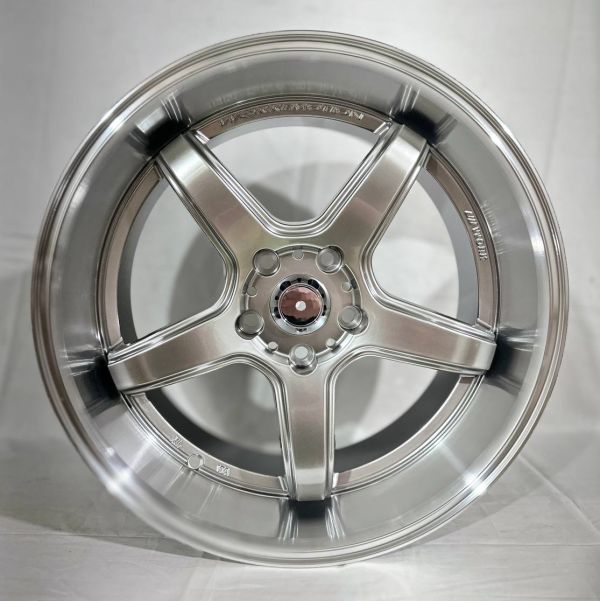 zs014	R18 10,5J	ET18	5x114,3	73.1	haper black/machine lip