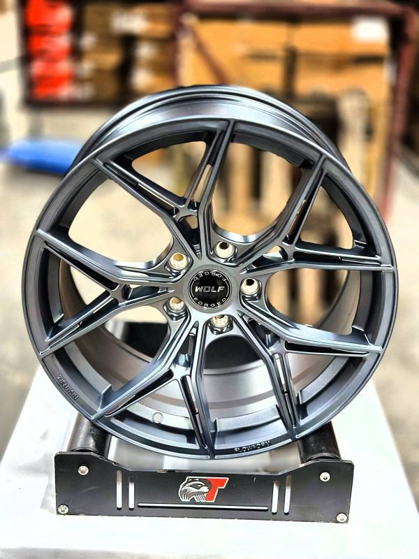 zs011	R18 8,5J	ET35	5x112 / 5x114,3 ( 5x113,1 )	73.1	Matte GM