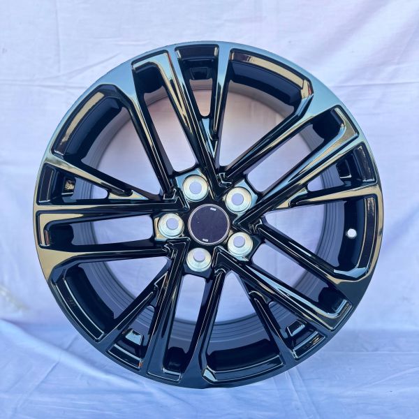 XF058 ( Camry 80 )	R18 8J	ET50	60.1	5x114,3	BLACK