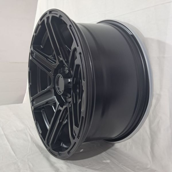 XF219	R18 8,5J	ET0	110.1	6x139,7	MATTE BLACK