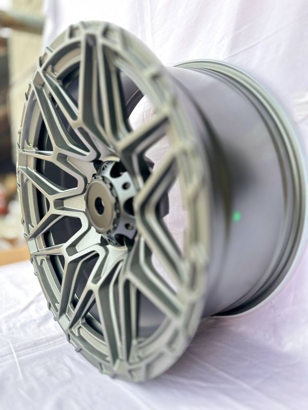 XF223	R18 8,5J	ET0	110.1	6x139,7	SATIN GUNMETAL