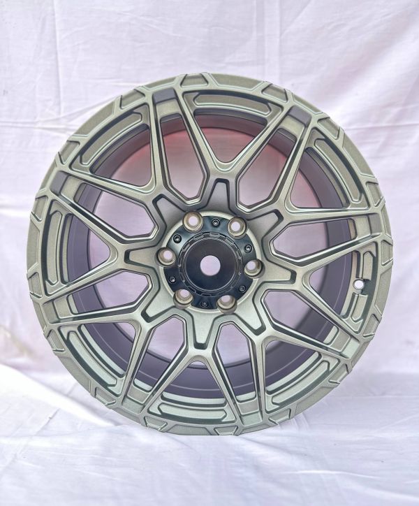 XF223	R17 8,5J	ET0	110.1	6x139,7	SATIN GUNMETAL