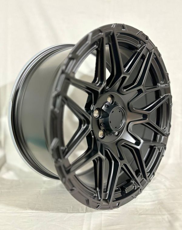 XF223	R17 8,5J	ET0	110.1	6x139,7	MATTE BLACK
