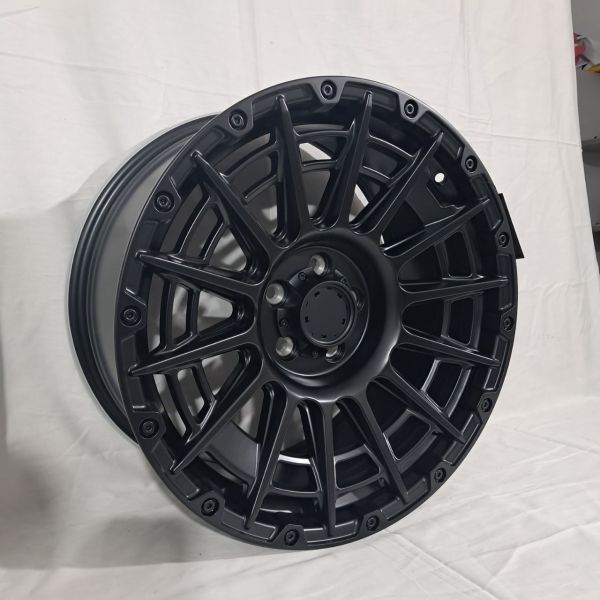 XF056	R17 8,5J	ET15	73.1	5x114,3	MATTE BLACK
