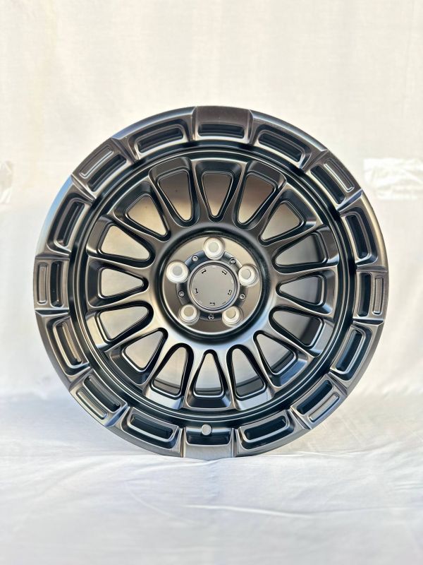 XF054	R17 8,5J	ET15	73.1	5x114,3	MATTE BLACK