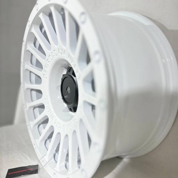 XF034	R18 8,5J	ET0	110.1	6x139,7	WHITE