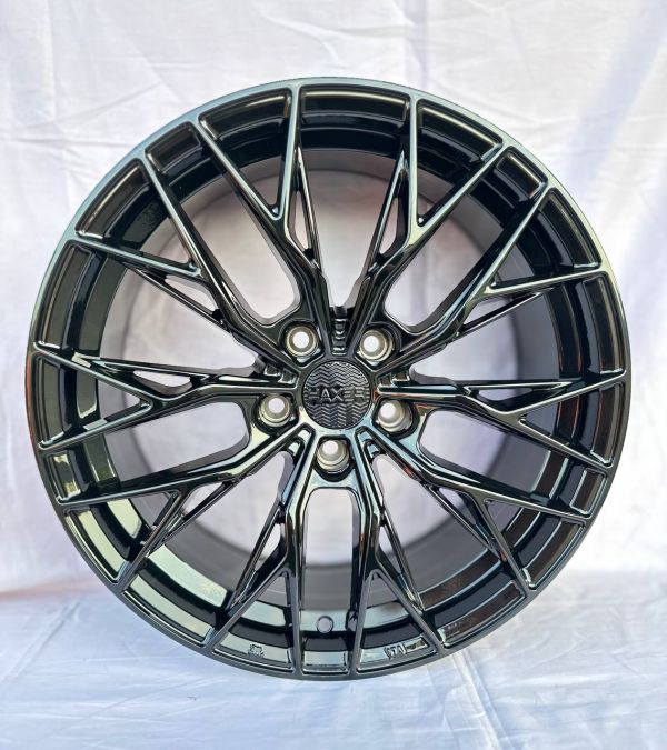 XF015	R20 9,5J	ET35	72.56	5x120	HB