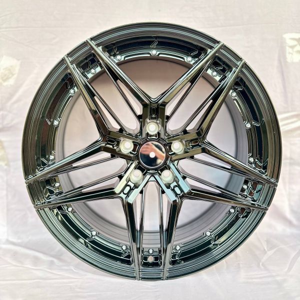 XF007	R19 9,5J	ET35	72.56	5x120	BLACK+CR