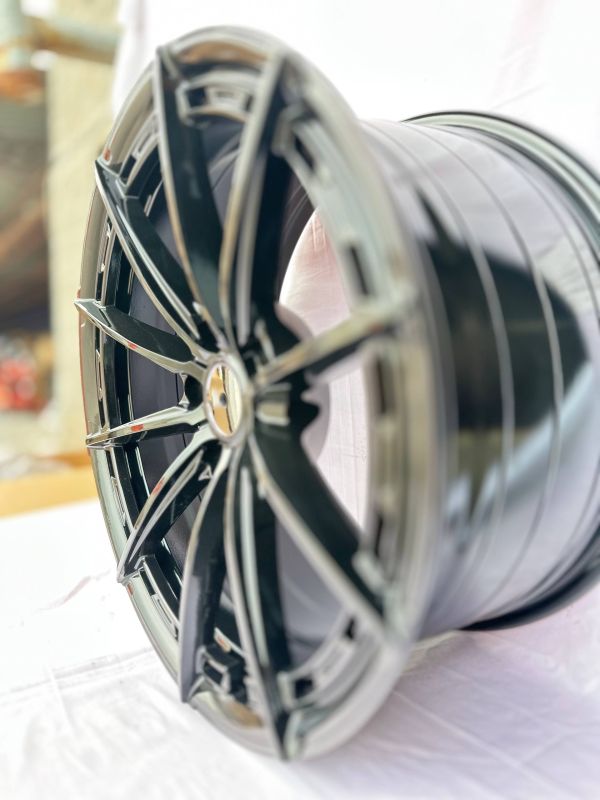 XF006	R18 8J	ET30	72.56	5x120	BLACK