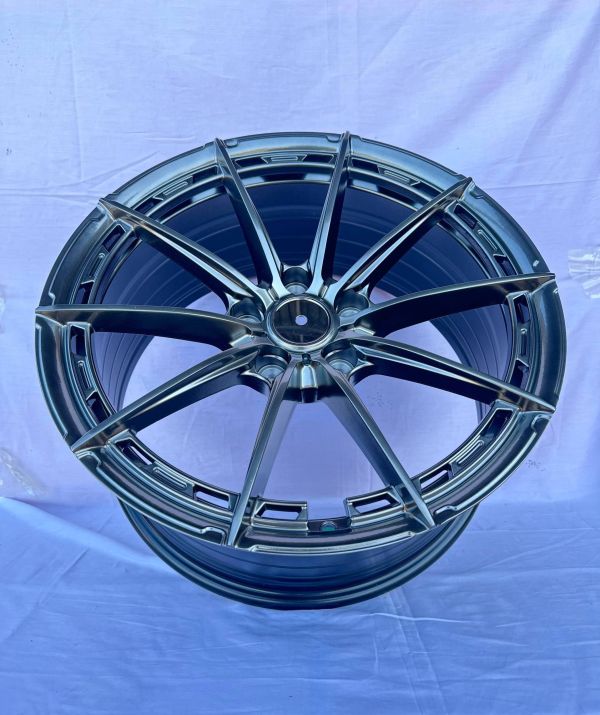 XF006	R18 8J	ET35	66.45	5x112	HB