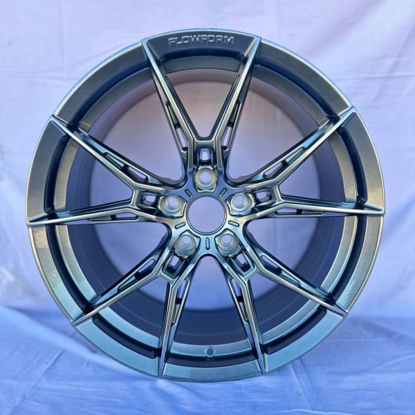 XF050	R19 9,5J	ET38	66.6	5x112	HB