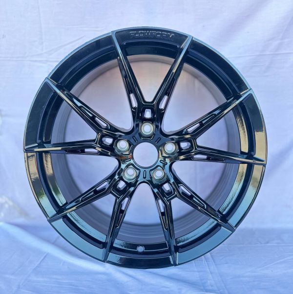 XF050	R18 9J	ET38	66.6	5x112	BLACK