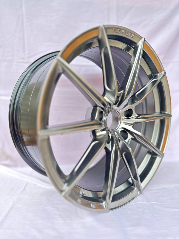 XF005 R19 9,5J ET35	72.56	5x120	HB