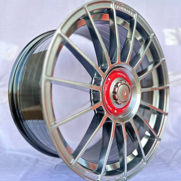 XF224 R19 9,5J ET35	72.56 5x120	HB