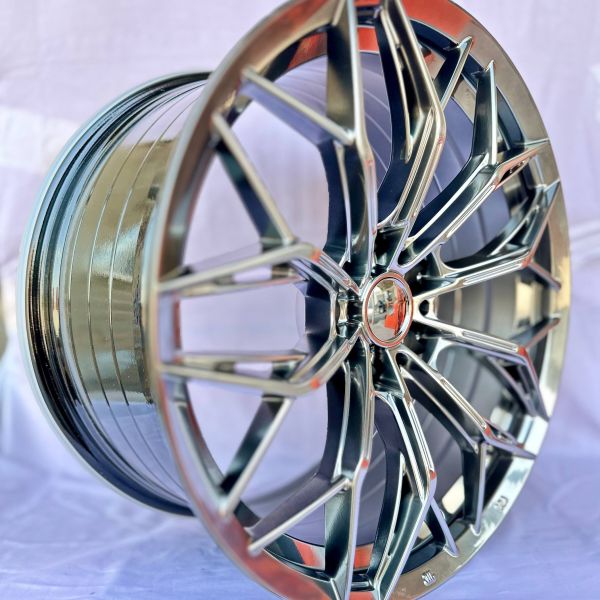 XF209 R19 8,5J ET30	72.56	5x120	HB