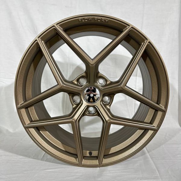 XF204 R19 8,5J ET35	73.1	5x108	SAND BRONZE