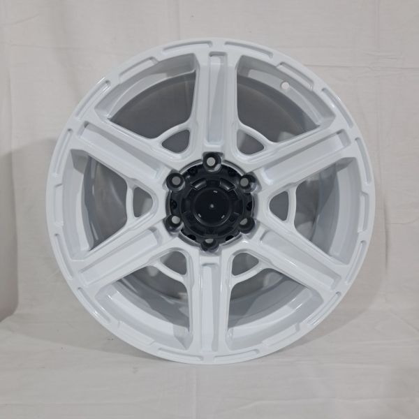 XF219 R18 8,5J ET0	6x139,7	110,1 WHITE