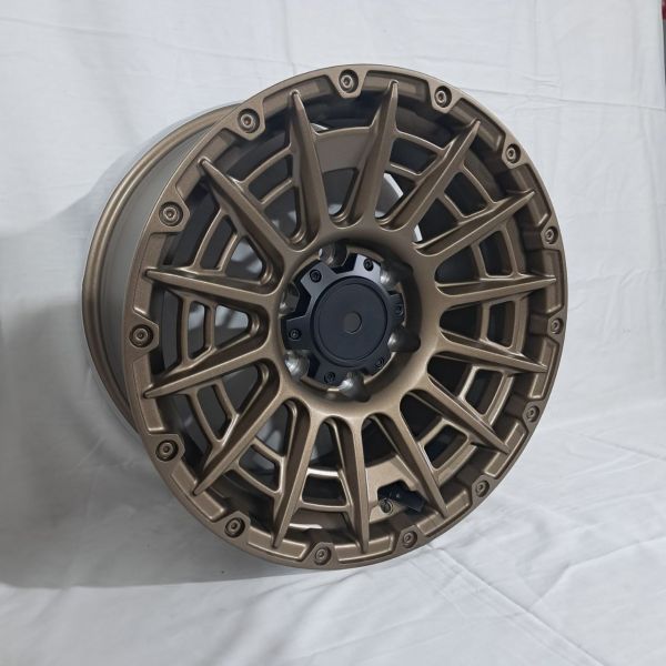 XF056 R17 8,5J ET0	6x139,7	110,1	SAND BRONZE