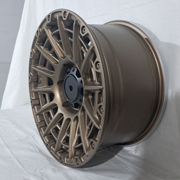 XF056 R17 8,5J ET0	6x139,7	110,1	SAND BRONZE