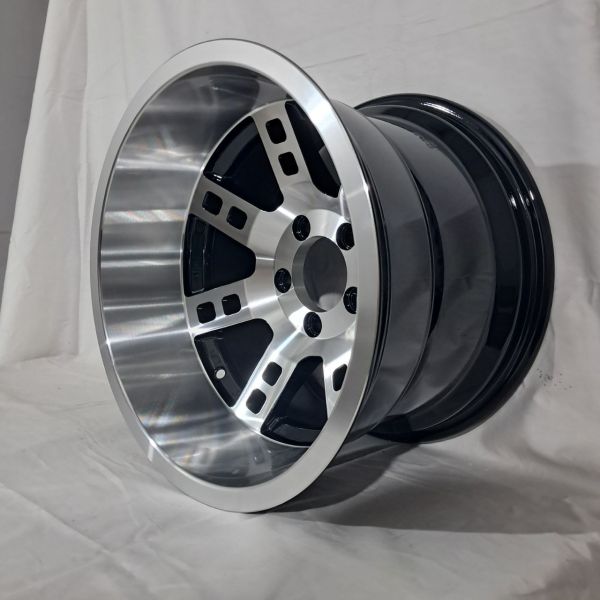 1308 R15 10J ET-44	5x114,3	83,1	BLACK MACHINED FACE