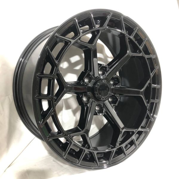FA721 R20 9J ET20	6x139,7	93,1	Black