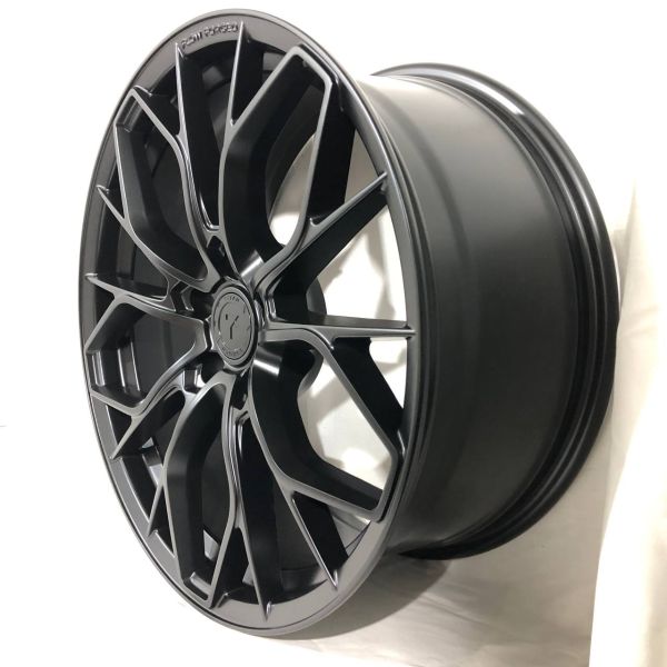 F9832 R19 8,5J ET35	5X112	66.6	SATIN BLACK