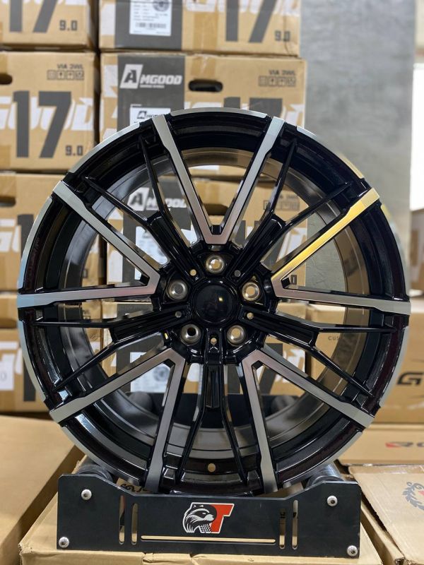 F9817 R19 8,5J ET35	5x120	72,6	BLACK MACHINED FACE