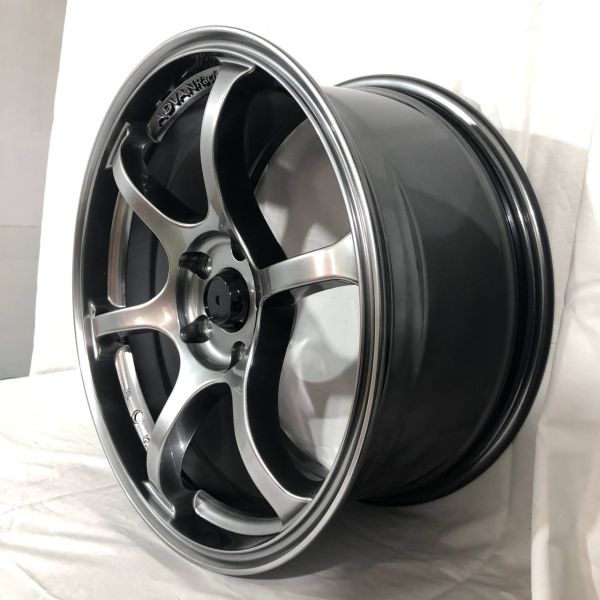 F8650F R18 8,5J ET38 5x114,3	73,1	Hyper Black
