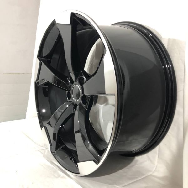 A377 R20 9J	ET30 5x112	66,45	Black Machined Face