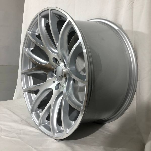 9809R R19 9,5J ET30	5X120	74,1	Silver Face